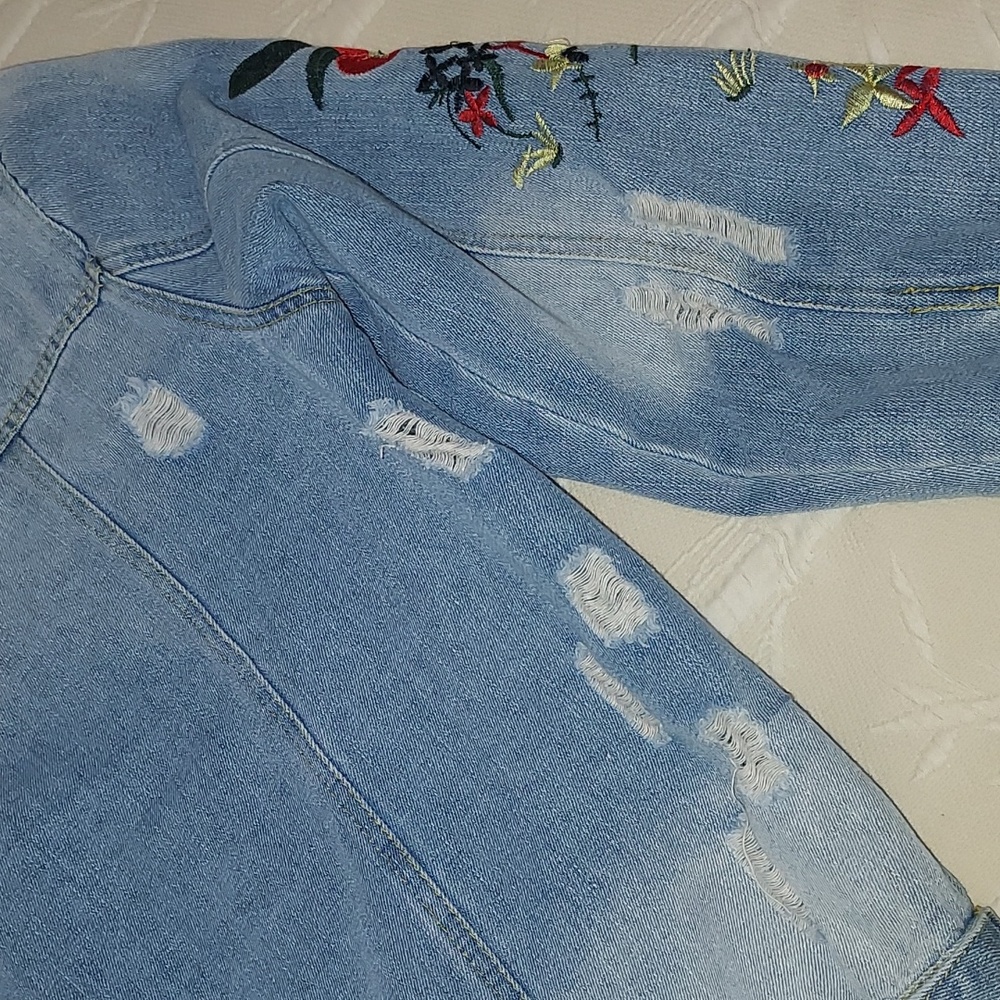 Cavalini embroidered distressed jean jacket - Picture 10 of 12